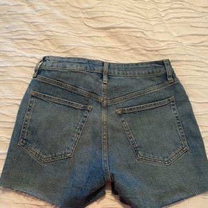 Old Navy OG shorts 3” size 4